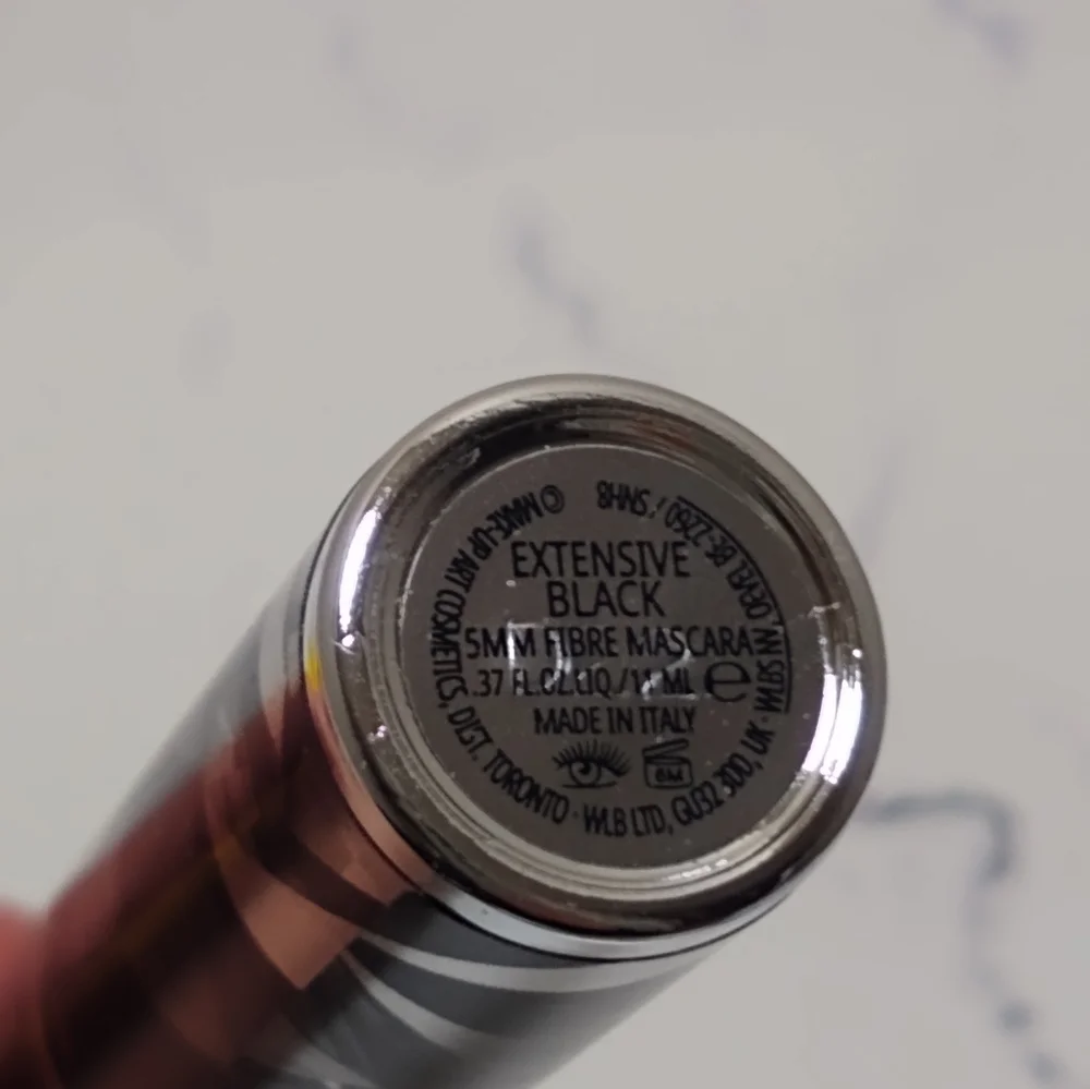 MAC Magic Extension 5mm Fibre Mascara .37 fl oz New In Box